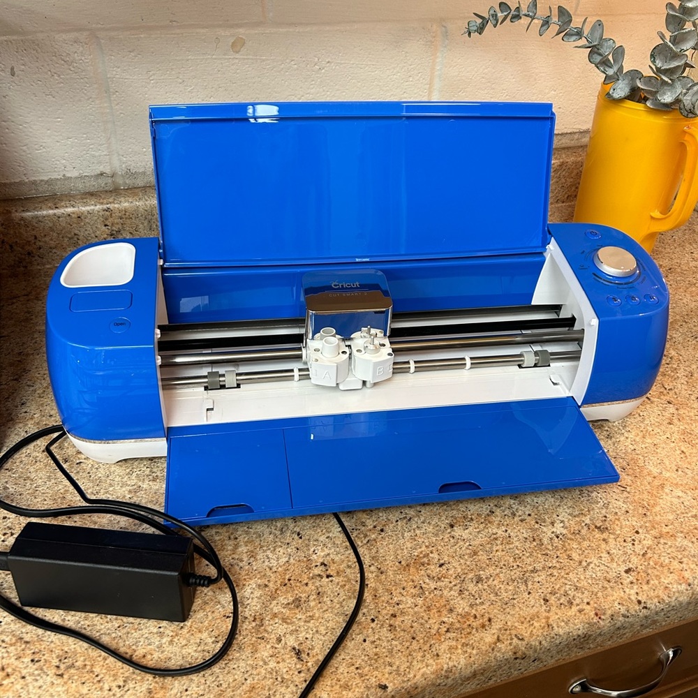 Cricut Explore Air 2 Die-Cut Machine Royal Blue